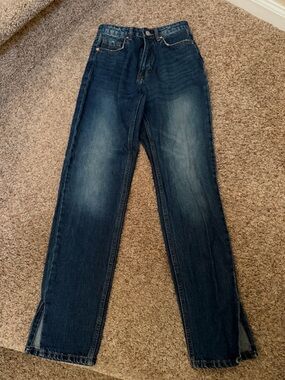 EUC - Muselooks - Split Hem Sttaight Jeans - Woman's Size 1